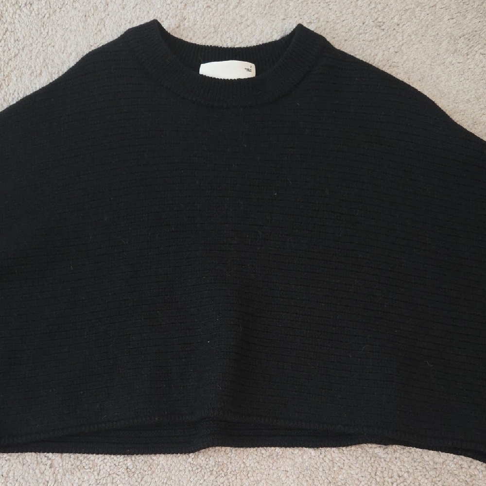 Wilfred Free Aritzia Black Cropped Sweater - Picture 5 of 13